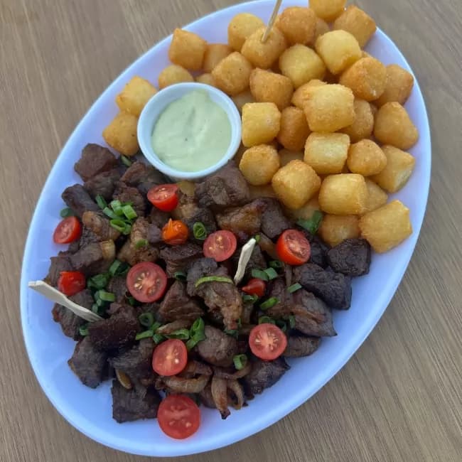 CARNE DE SOL DA CASA COM MANDIOCA 400g