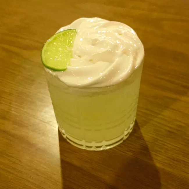 CAIPIRINHA DE LIMÃO