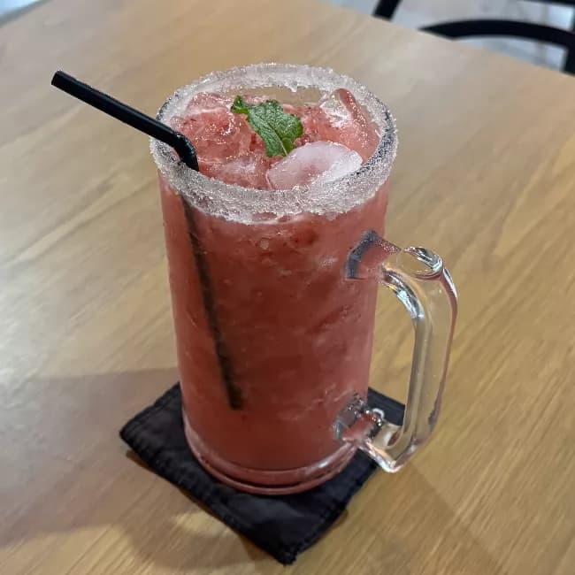 CAIPIROSKA GIGANTE DE MORANGO